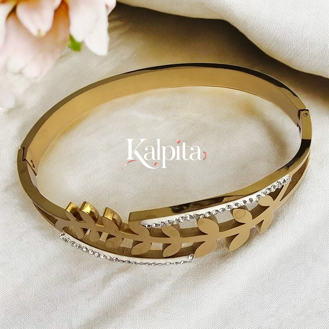 Vine Grace Bangle
